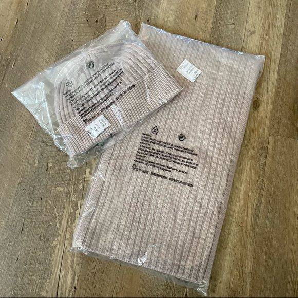 NWT | ALLSAINTS Bundle | Ribbed Beanie & Scarf Set - Picture 3 of 7
